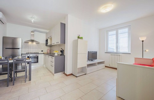 Sestri Levante Apartment | Cosy apartment for 5 guests with A/C, WIFI, TV, patio and pets allowed