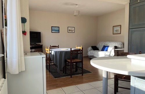 Royan Apartment | Cosy apartment Le Maryflot