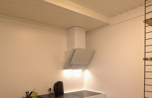 Streymoy Apartment | Cosy apartment near beach, marina & city centre