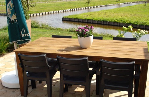 Starnmeer House | Cosy apartment in villa for 6 people with WIFI, TV, terrace and parking