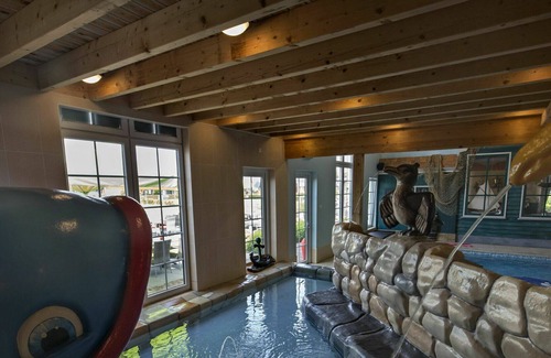Starnmeer House | Cosy apartment in villa for 6 people with WIFI, TV, terrace and parking