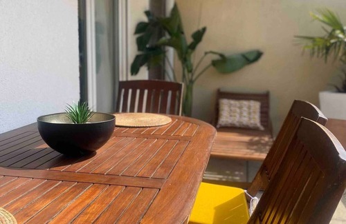 Noisy-le-Grand Apartment | Cosy Apartment With Large Terrace South
