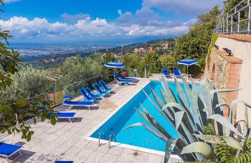 San Baronto Apartment | Cosy apartment with WIFI, pool, TV, terrace, pets allowed, panoramic view and parking