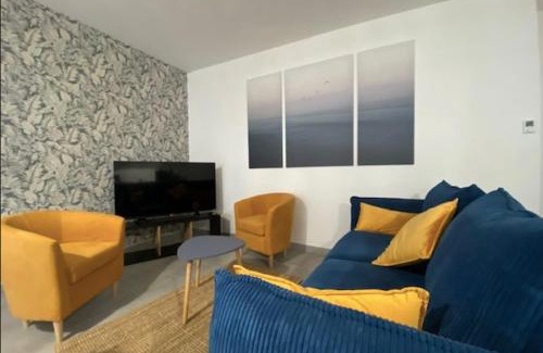 Prefecture Apartment | Cosy apartment with balcony in the heart of Caen