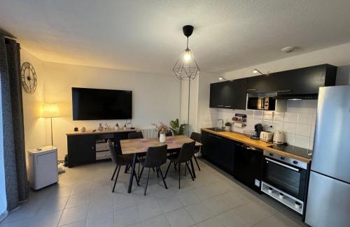 Trois Cocus - Borderouge - Croix-Daurade - Paleficat Apartment | Cosy Appart T3 au pied du métro et commerces