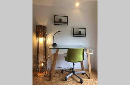 Houx Apartment | Cosy appartement ,Dinant, Abbaye de Maredsous