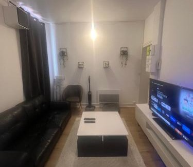 Etampes Apartment | Cosy appartement