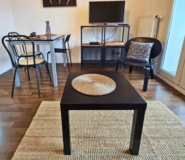 Bordeaux Apartment | [Cosy] Appartement équipé avec terrasse, Wifi