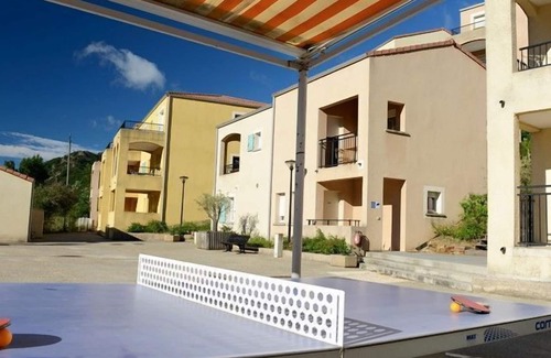Avene Condo | Cosy Appartement Près du Centre Thermal