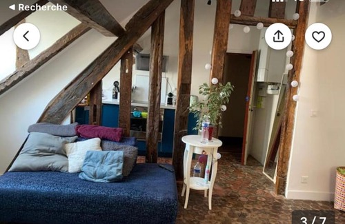 5th Arrondissement Apartment | Cosy appartement quartier Latin Rue Mouffetard