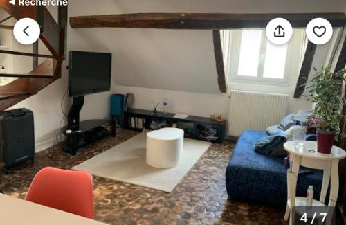 5th Arrondissement Apartment | Cosy appartement quartier Latin Rue Mouffetard