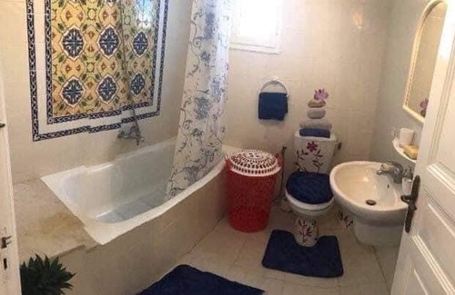 Sidi Dhrif Apartment | Cosy Appartement s+2 Meublé en plein coeur de Marsa Plage