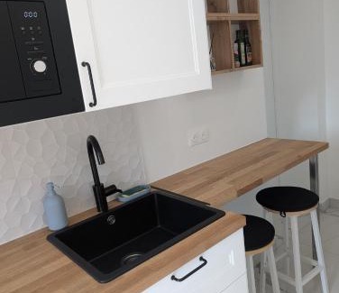 Saint-Gratien Apartment | Cosy appartment with access to garden, parking and direct line to Eiffel tower