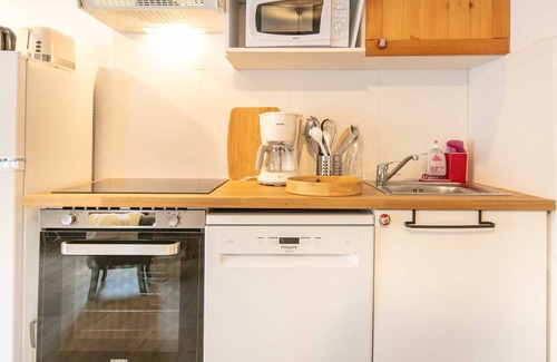 Saint-Sorlin-d'Arves Apartment | Cosy apt 4 ppl with terrace, private parking