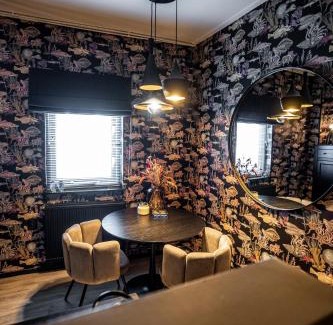 Groningen Apartment | Cosy Aquarium for a couple or friends
