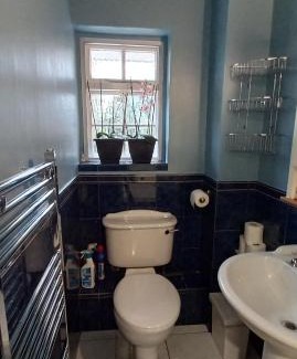 Waddon House | Cosy Bedroom Ensuite