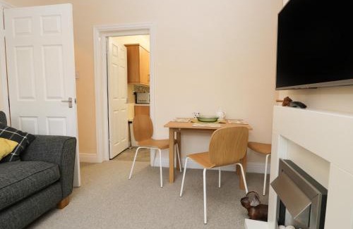 Heysham House | Cosy Bee