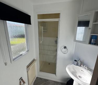 Aberystwyth Other | Cosy Caravan in Clarach Bay