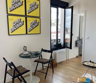 Romainville Apartment | Cosy-carnot we Speak English in Romainville near Paris