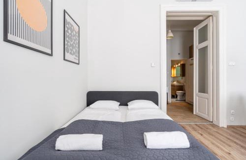 Krisztinavaros Apartment | Cosy Castleside Apartment