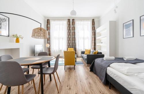 Krisztinavaros Apartment | Cosy Castleside Apartment