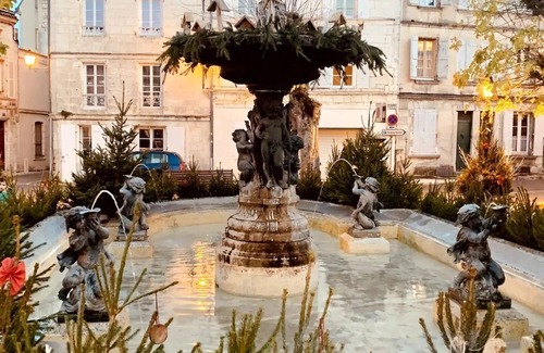 Angouleme House | Cosy, centrally located apartment in a quiet neighborhood