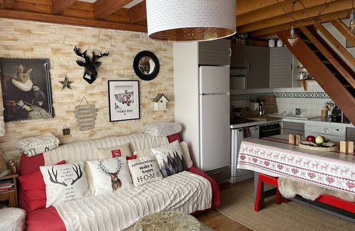 Pyrenees 2000 Ski Chalet | Cosy Chalet close to the slopes and hiking trails Classified 3* 😊