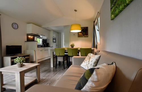 Vorden Ski Chalet | Cosy Chalet w/Garden Patio