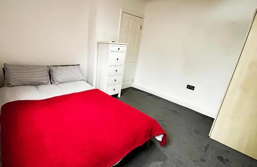 Stratford House | Cosy City Hideout