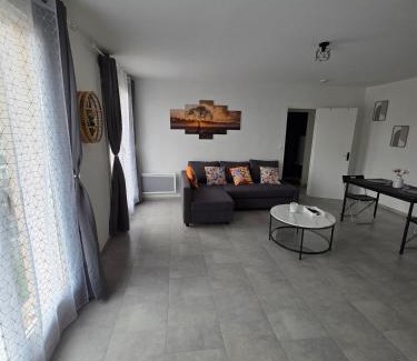 Chateau-Thierry Apartment | Cosy cocon au cœur de L'Isle - Centre ville