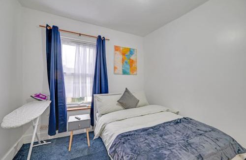 Northumberland Park Apartment | Cosy & Comfy Tottenham Apartment Sleeps 4