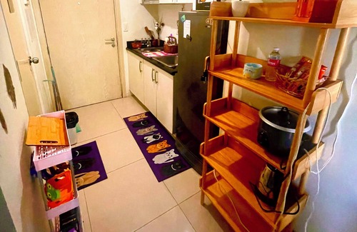 Valenzuela Condo | Cosy Condo with Balcony at Makati SM Jazz