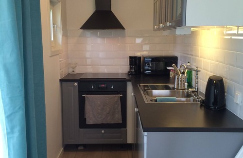 Haellsvik Cottage | Cosy cottage 200m from the sea & bath