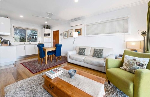 Cheero Point Cottage | Cosy Cottage Above the Hawkesbury w/Jetty