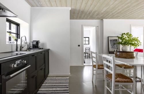 Bredaryd Ski Chalet | Cosy cottage close to the lake Bolmen, Småland | SE07004