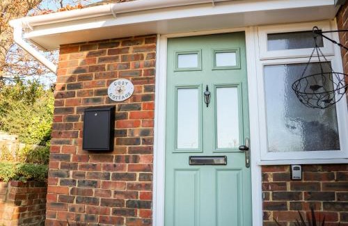 Bexhill-on-Sea House | Cosy Cottage