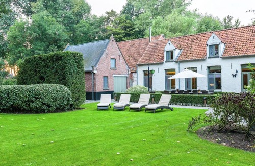 Sint-Kruis House | Cosy cottage in a quiet area close to Bruges