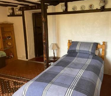 Verwood House | Cosy Cottage in Verwood, Dorset