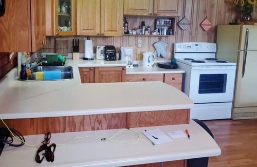Unorganized Centre Parry Sound Cabin | Cosy Cottage On The River