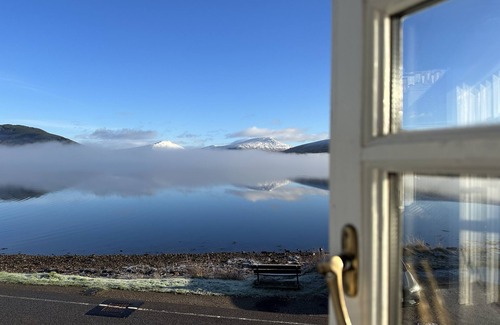 Inveraray Cottage | Cosy Cottage Stunning Loch Fyne Views &Wood Burner