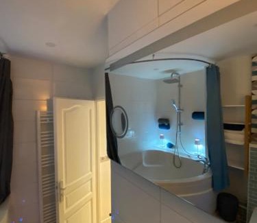 Quartier de la Plaine-de-Monceaux Apartment | Cosy courcelles