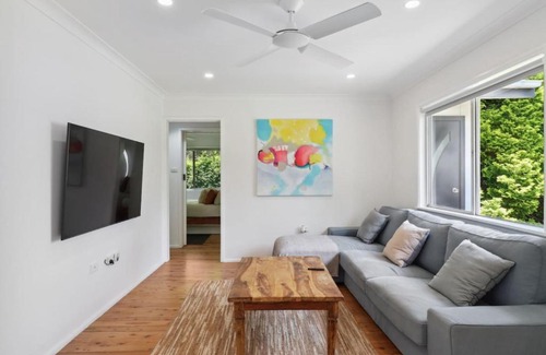 Dora Creek House | Cosy Creekside
