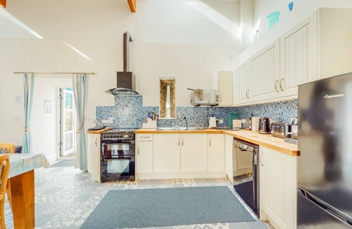 Dwyran Cottage | Cosy Dog Friendly 18th Century Barn, Hot Tub