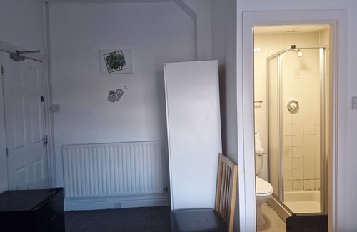 North Shore Hotel | Cosy Ensuite Double Room