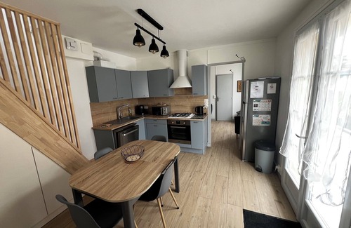 Ouistreham House | Cosy family home with garden - pets welcome!