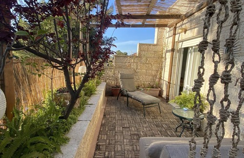 Meqor Hayyim Apartment | Cosy family penthouse with 2 large terraces