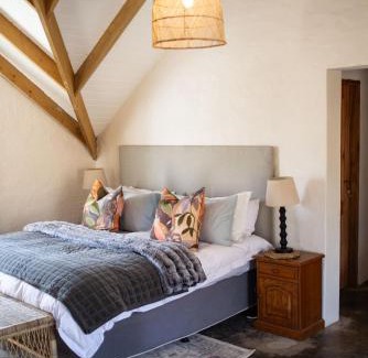 Nottingham Road Apartment | Cosy Farmhouse Studio On Springrove