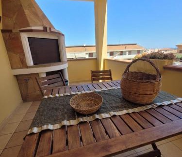 Serra li Pozzi Apartment | Cosy Flat il Melo
