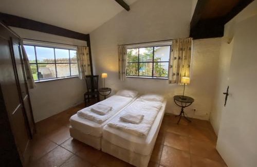 Prayssac House | Cosy former bakery house with communal swimming pool