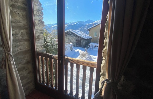 Saint-Michel-de-Maurienne Ski Chalet | Cosy chalet near Orelle/Val Thorens